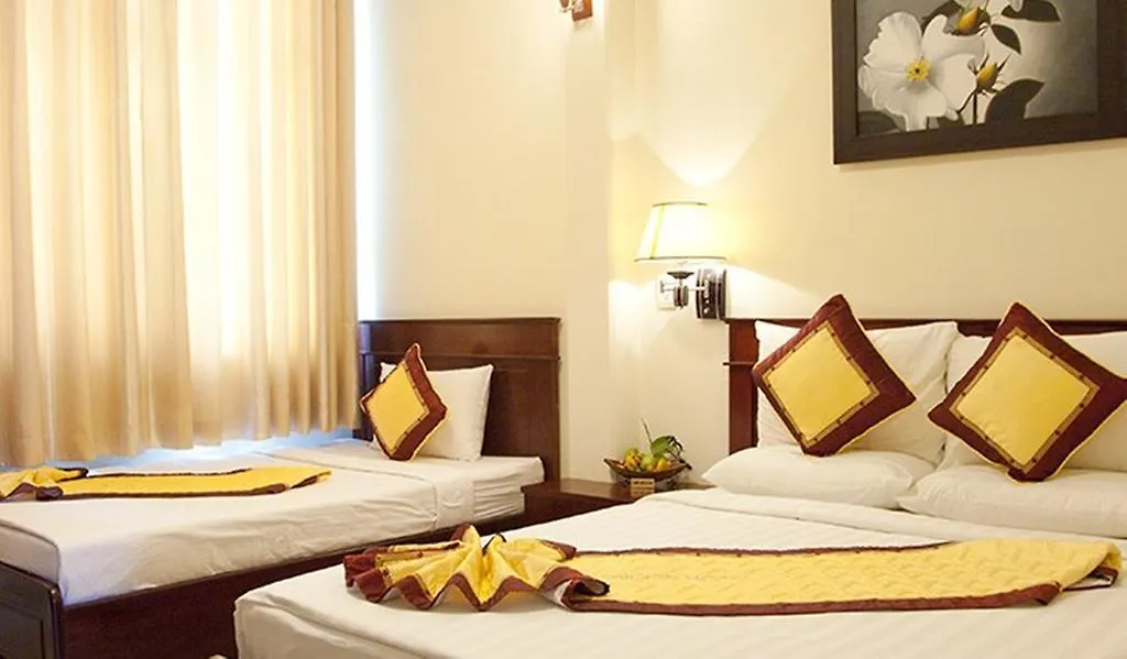 Valentine Luxury Hotel - 31 Bui Vien Street Ho Chi Minh City 2*,