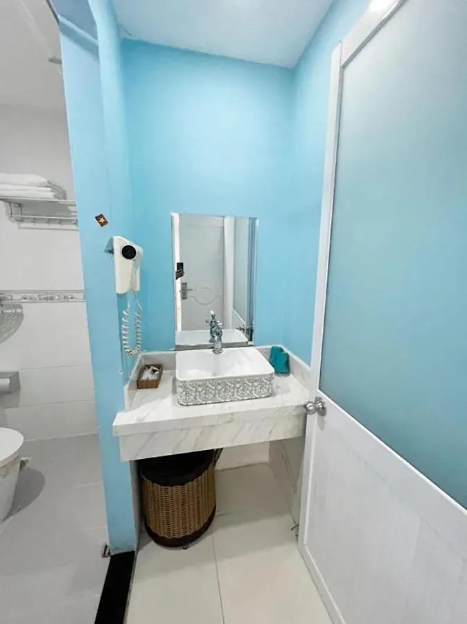 Valentine Luxury Hotel - 31 Bui Vien Street Ho Chi Minh City
